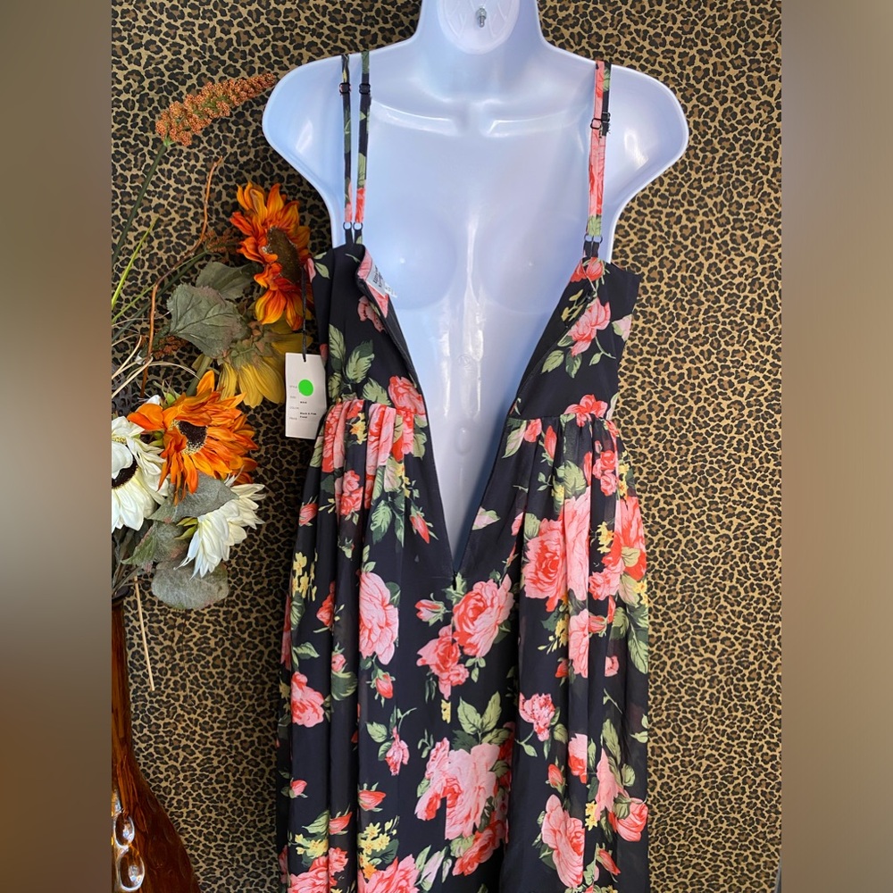 ❌SOLD❌🦋B2G1🦋UNIQUE VINTAGE Black & Pink Floral Reed Swing Dress NWT | MEDIUM | - Picture 10 of 13